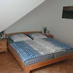 Eismecke شقة بيستفيغ