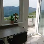 Eismecke شقة